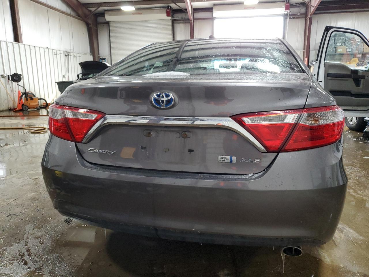 2015 Toyota Camry - Image 6