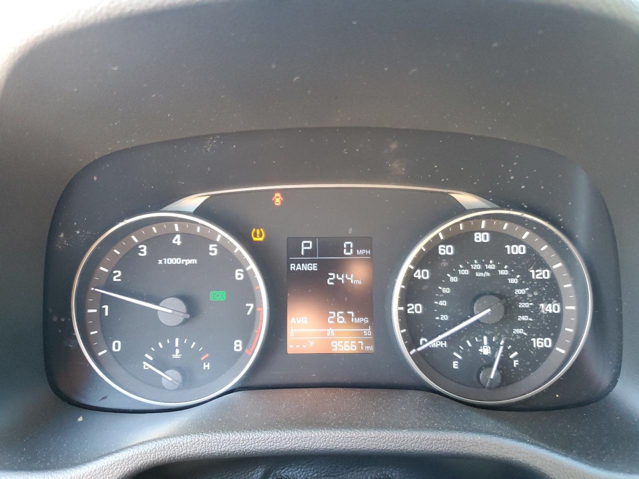 2017 Hyundai Elantra - Image 9