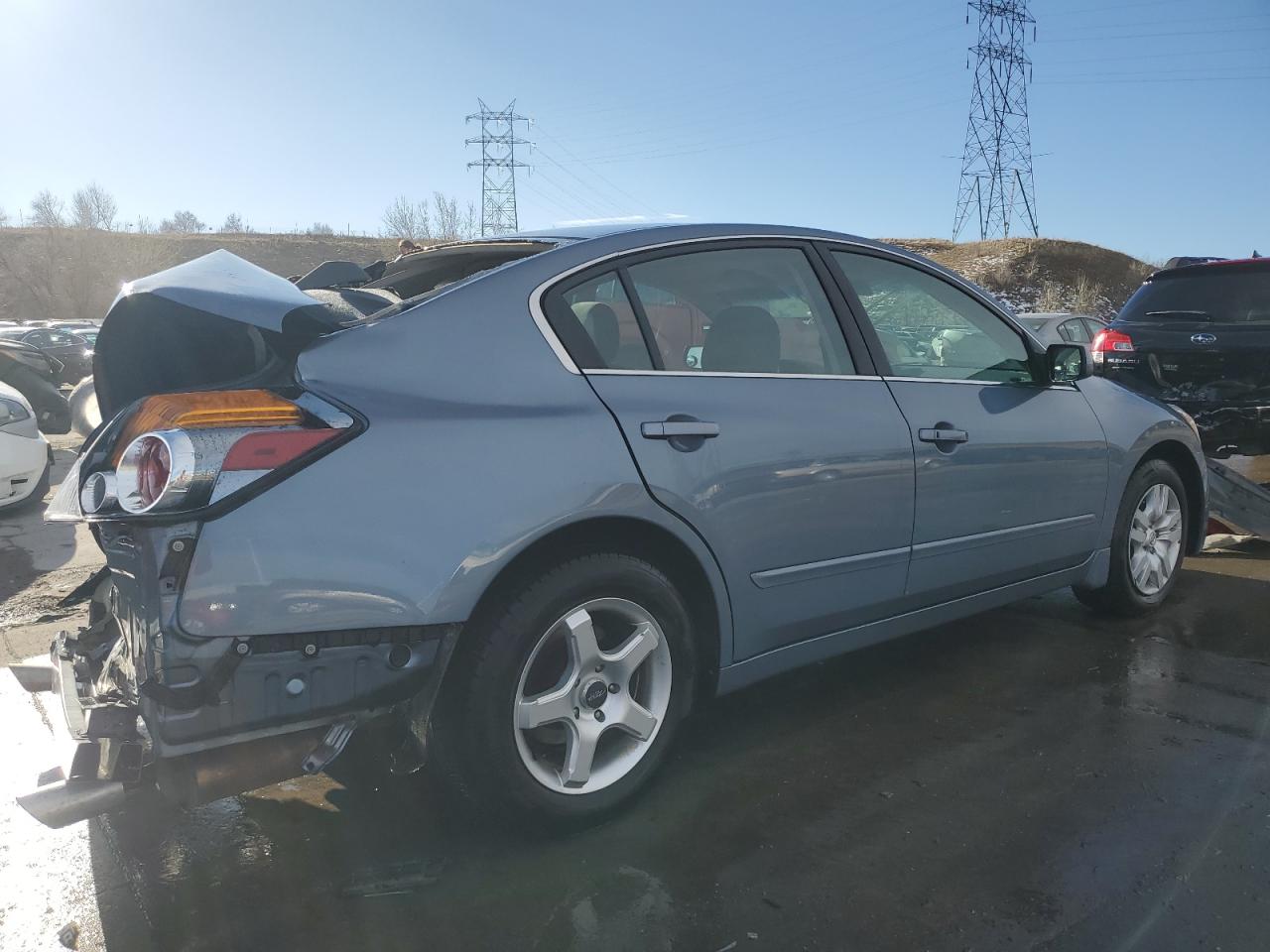 2010 Nissan Altima - Image 3