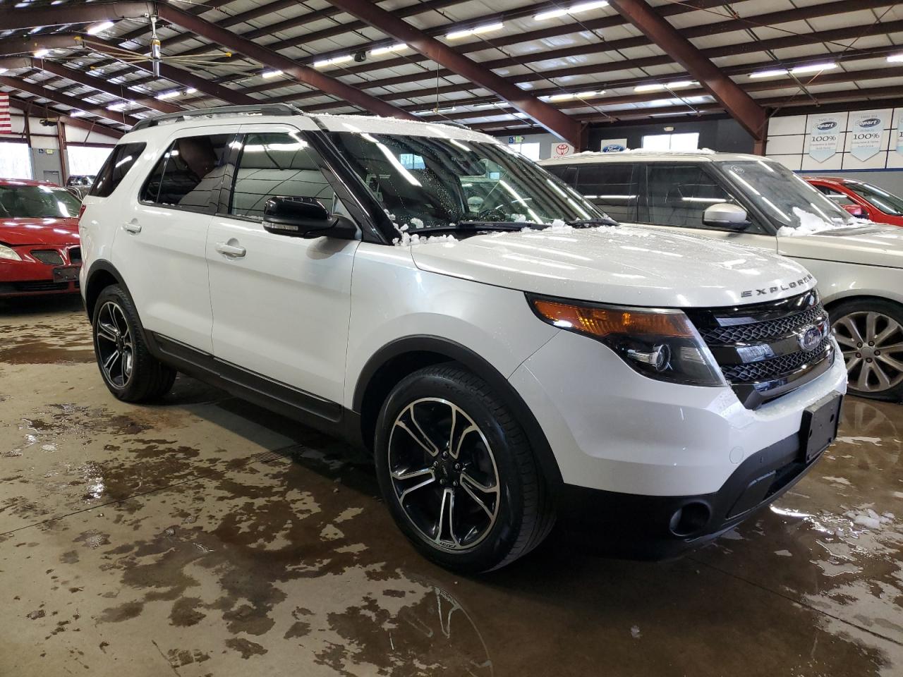 2015 Ford Explorer - Image 4