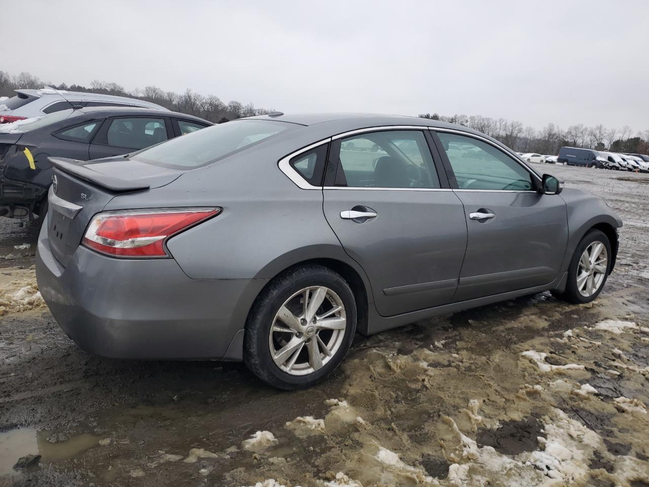 2015 Nissan Altima - Image 3
