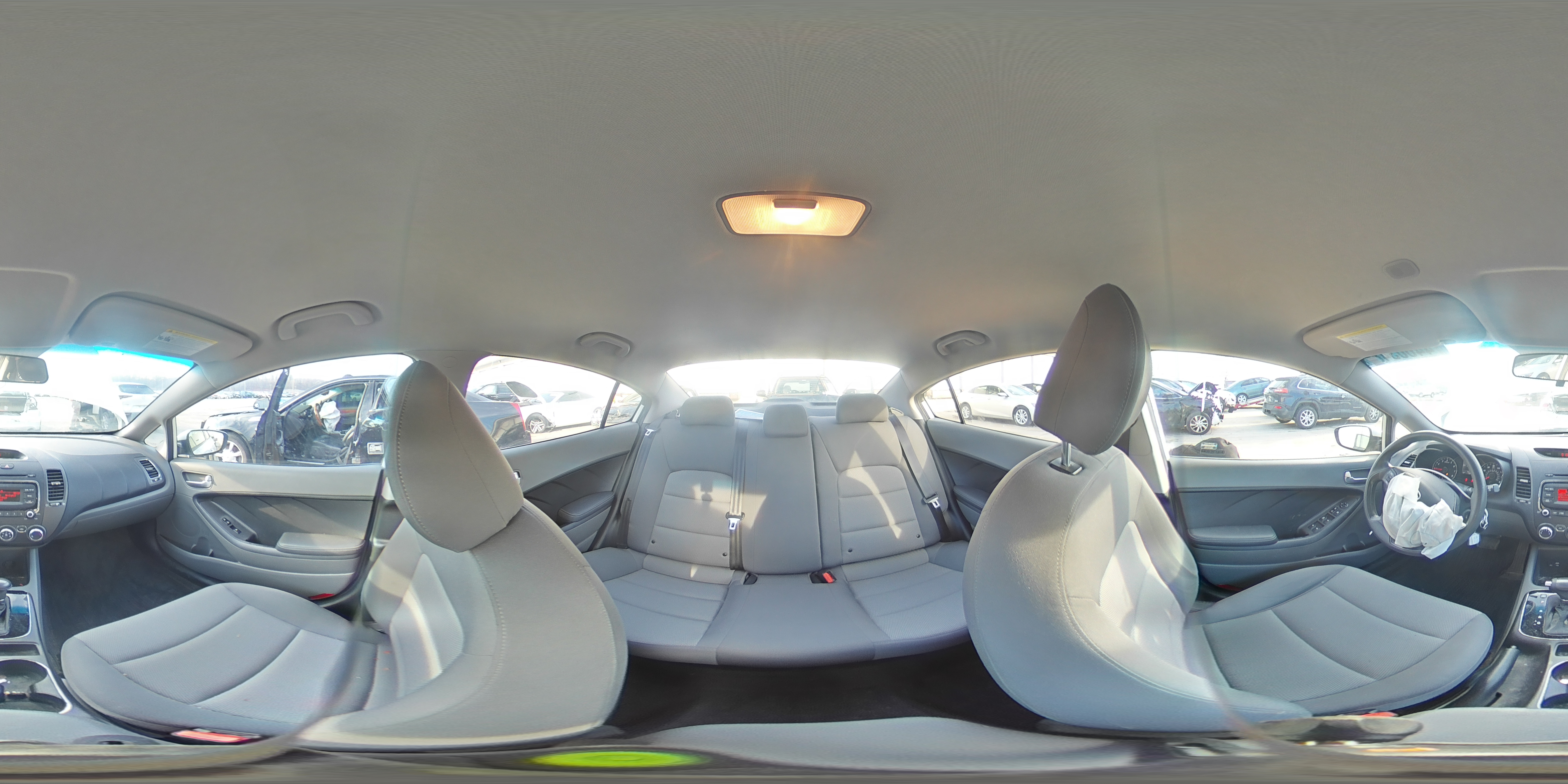 2017 Kia Forte - Image 13