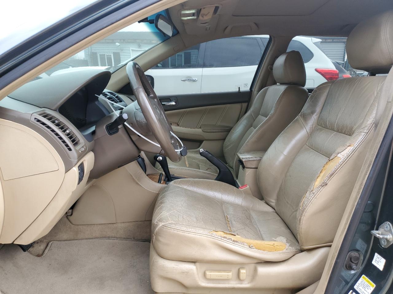 2004 Honda Accord - Image 7