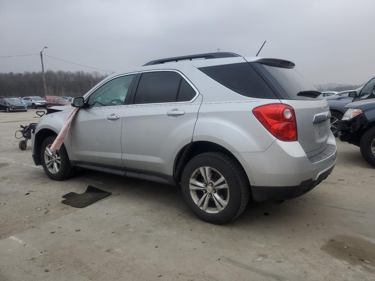 2015 Chevrolet Equinox - Image 2