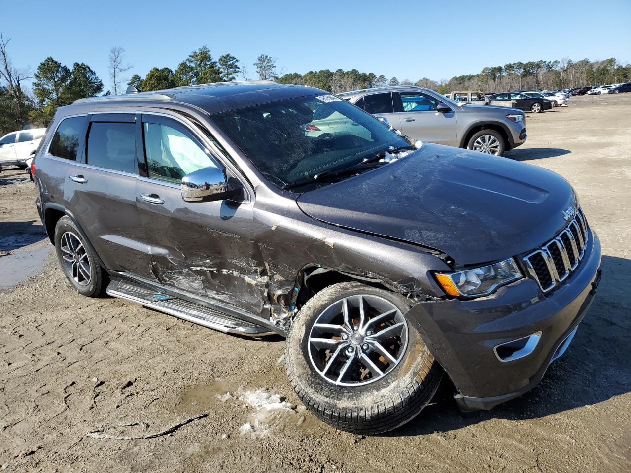 2019 Jeep Grand Cherokee - Image 4