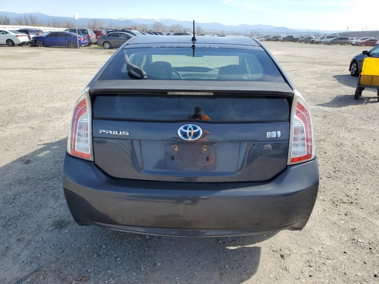 2014 Toyota Prius - Image 6