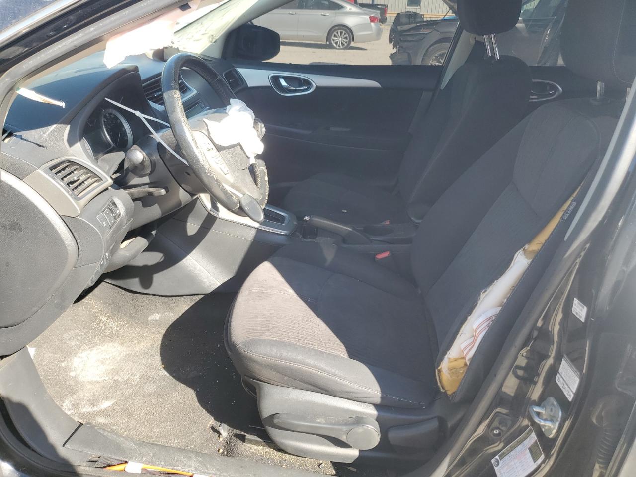 2015 Nissan Sentra - Image 7