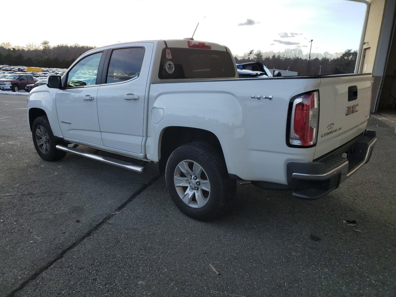 2018 GMC Canyon - Image 2