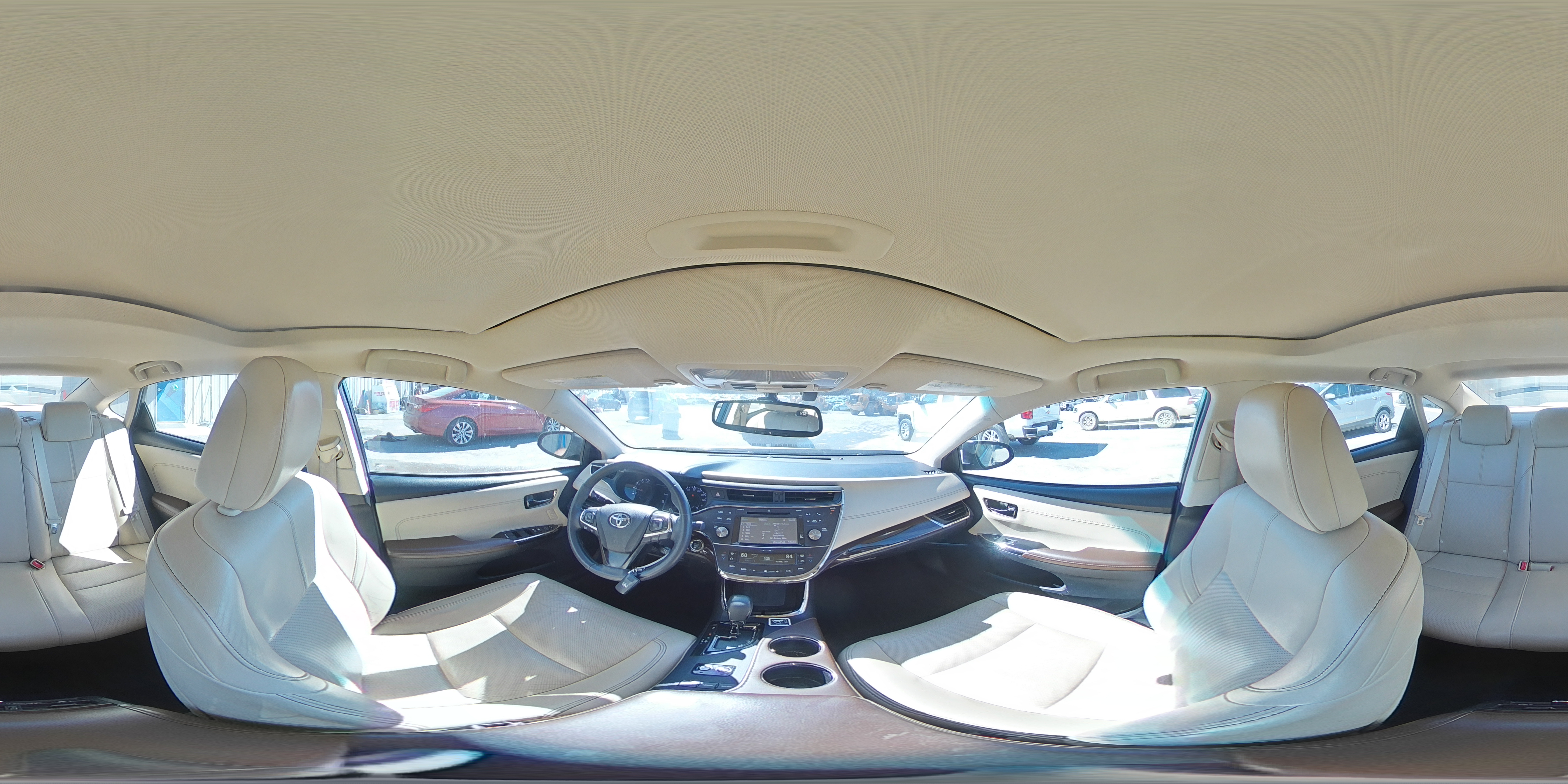 2015 Toyota Avalon - Image 14
