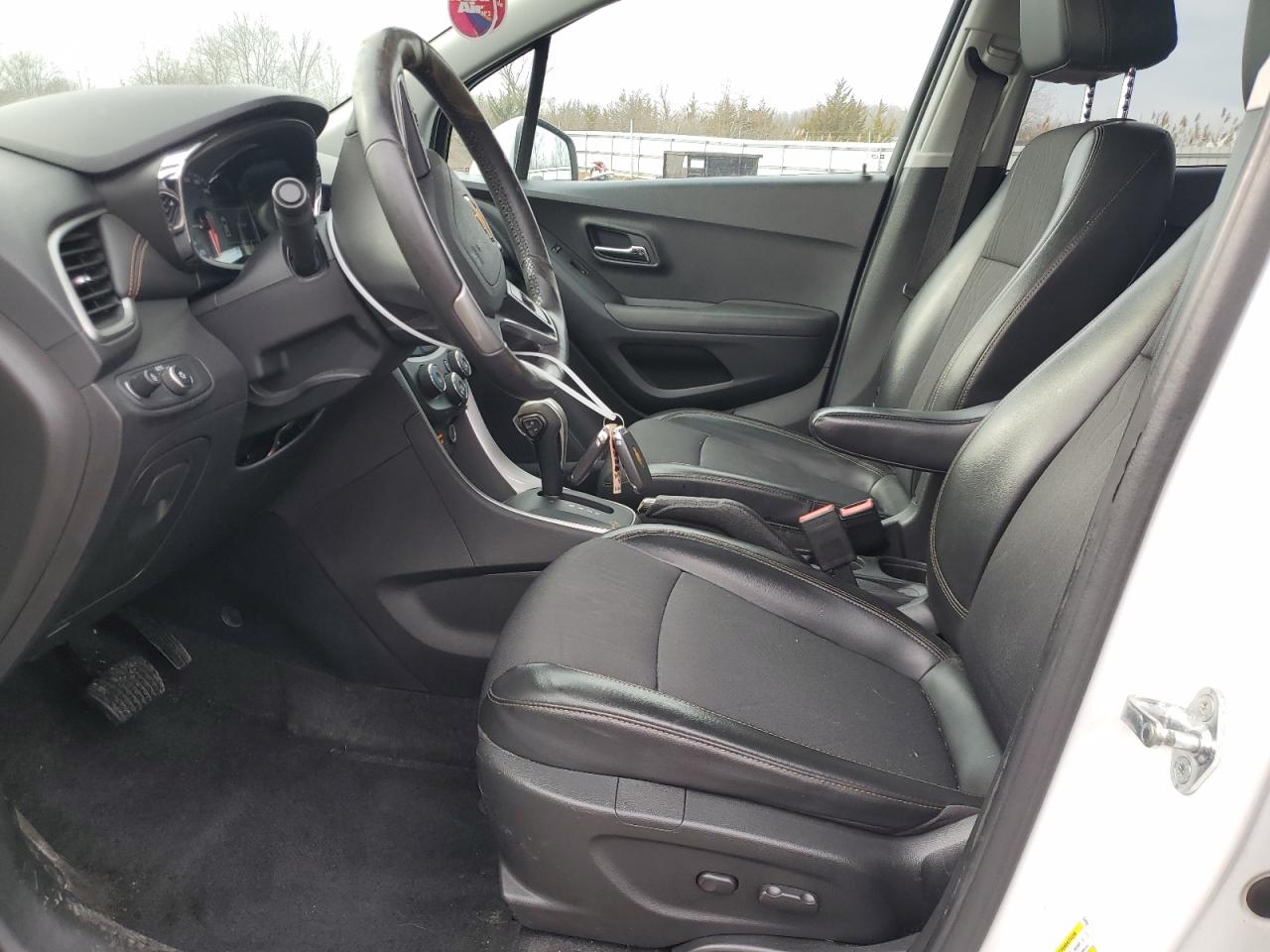 KL7CJPSB1HB209794 CHEVROLET TRAX 2017