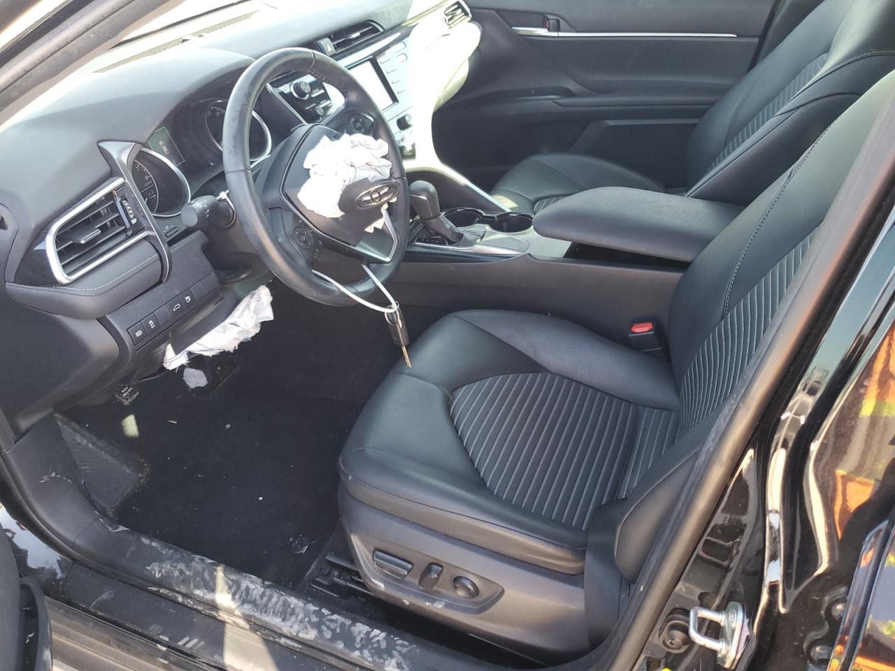 2018 Toyota Camry - Image 7