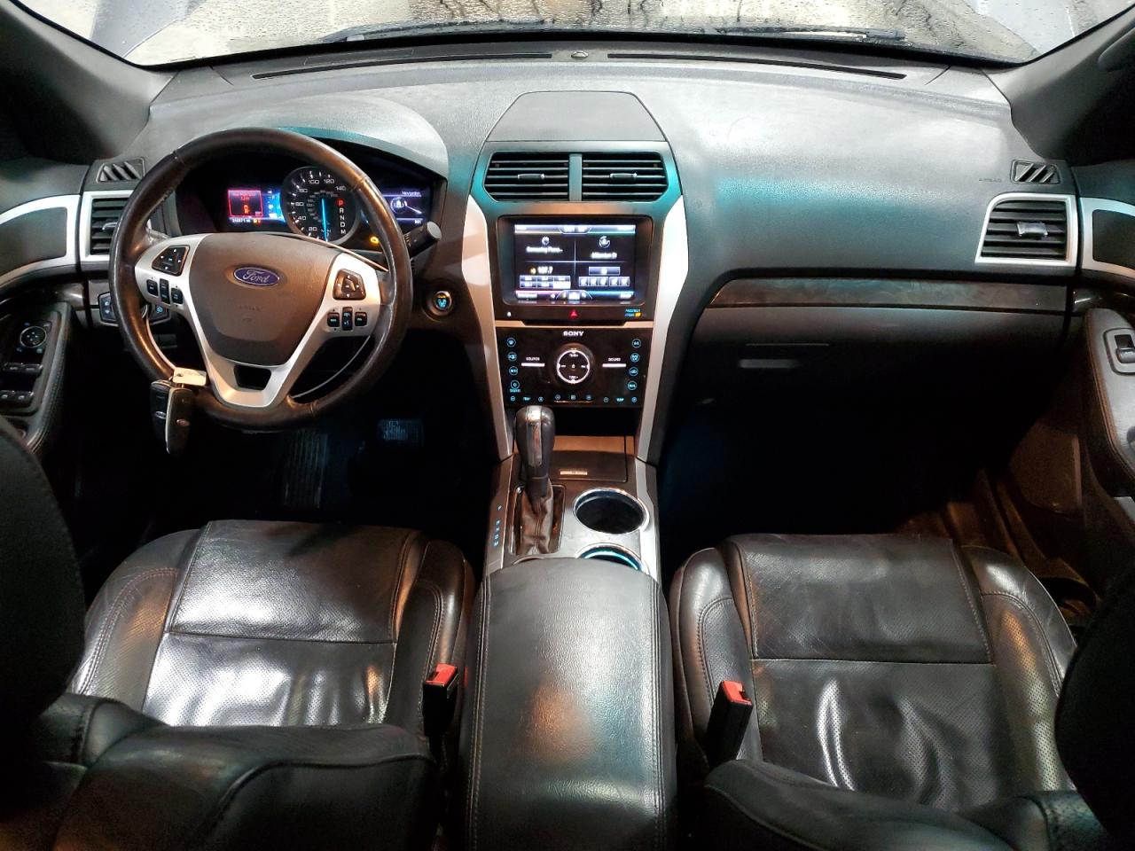 2013 Ford Explorer - Image 8