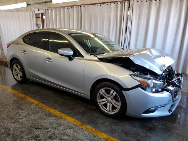  MAZDA 3 2018 Srebrny