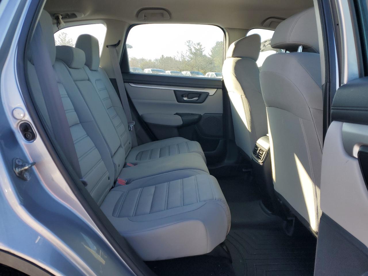 2017 Honda CR-V - Image 11