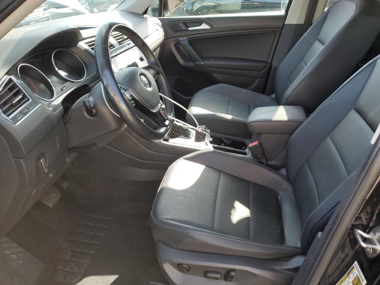2020 Volkswagen Tiguan - Image 7