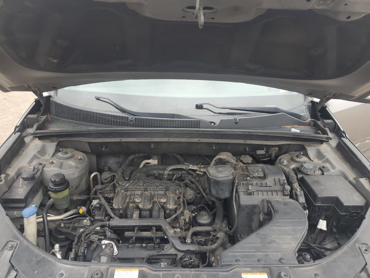 2011 Kia Sorento - Image 13