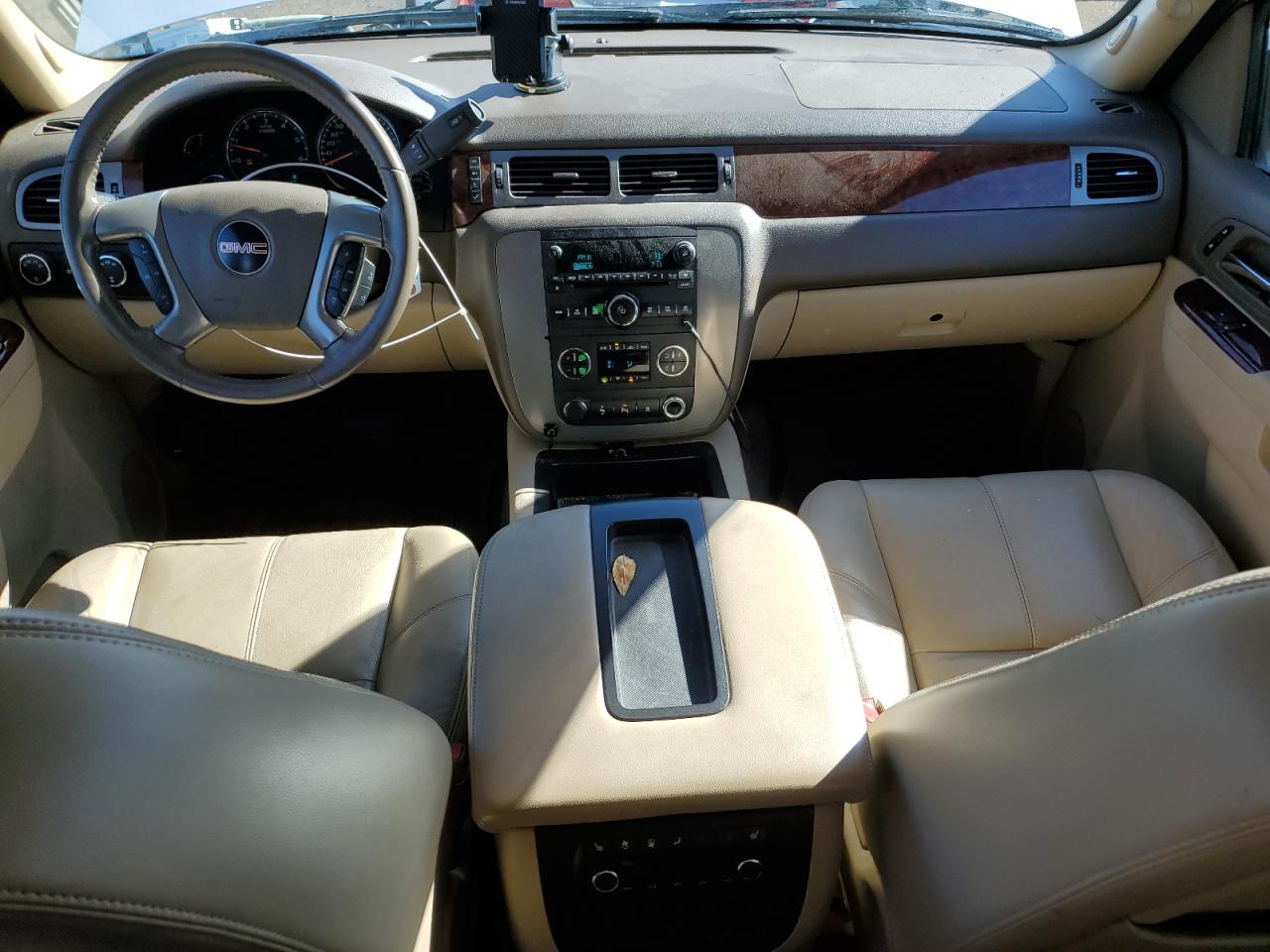 2011 GMC Yukon - Image 8