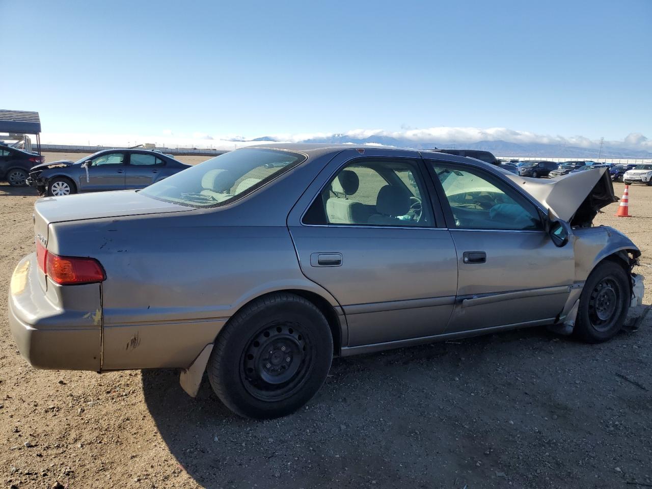 2000 Toyota Camry - Image 3