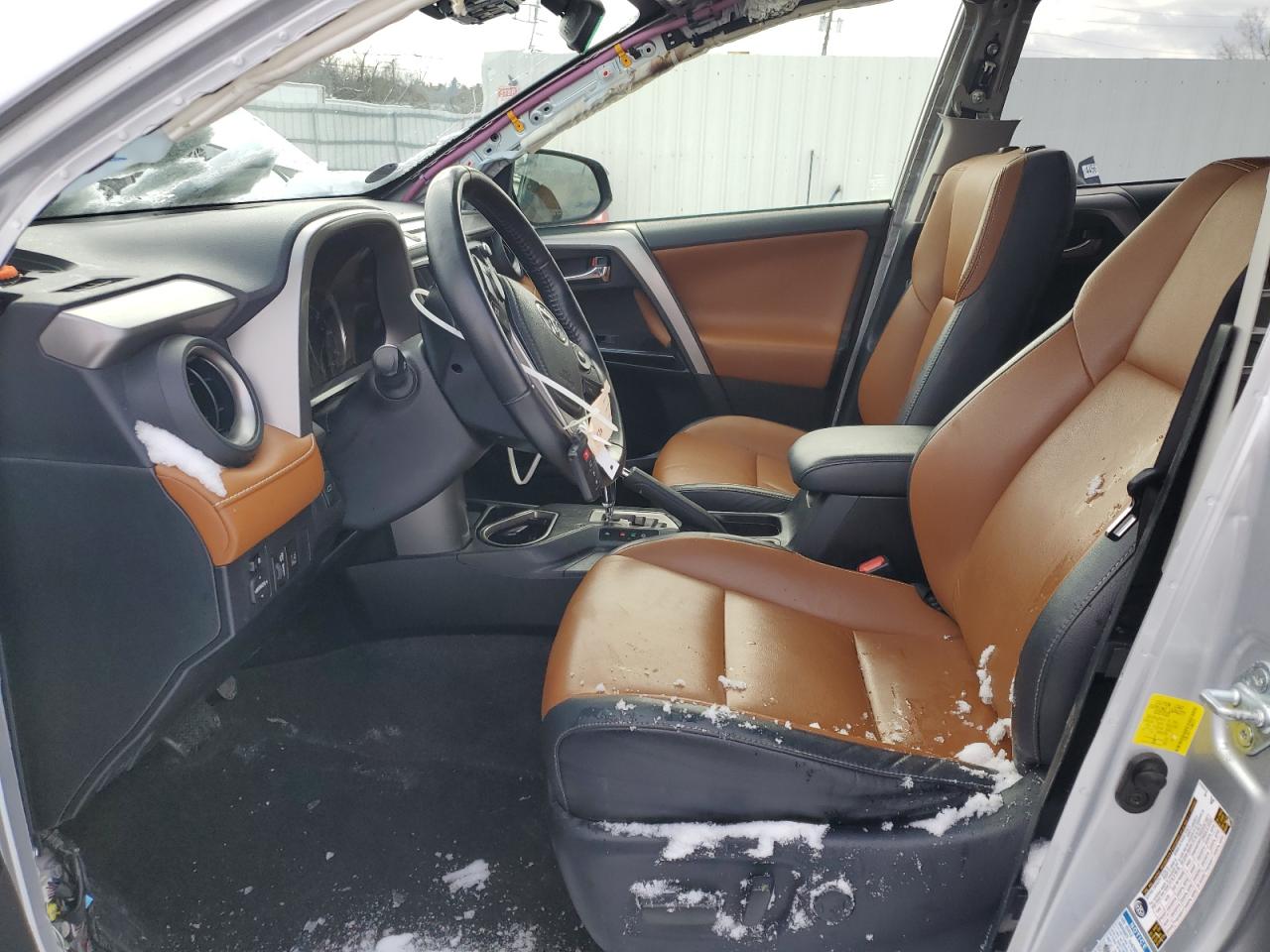 2016 Toyota RAV 4 - Image 7