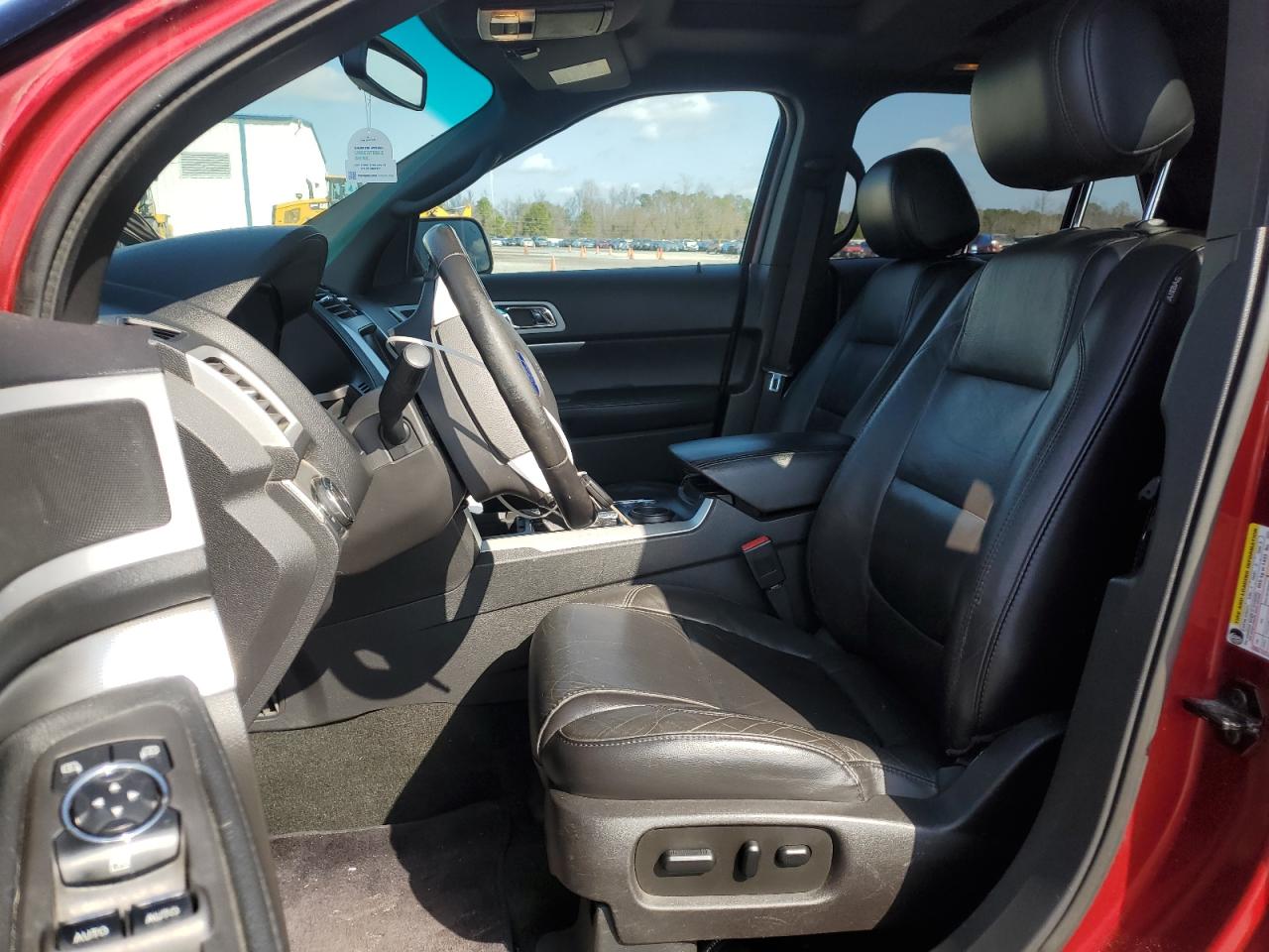 2014 Ford Explorer - Image 7