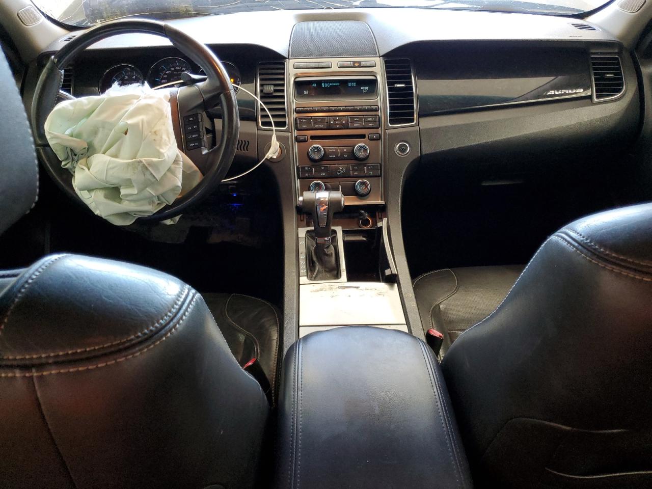 2011 Ford Taurus - Image 8