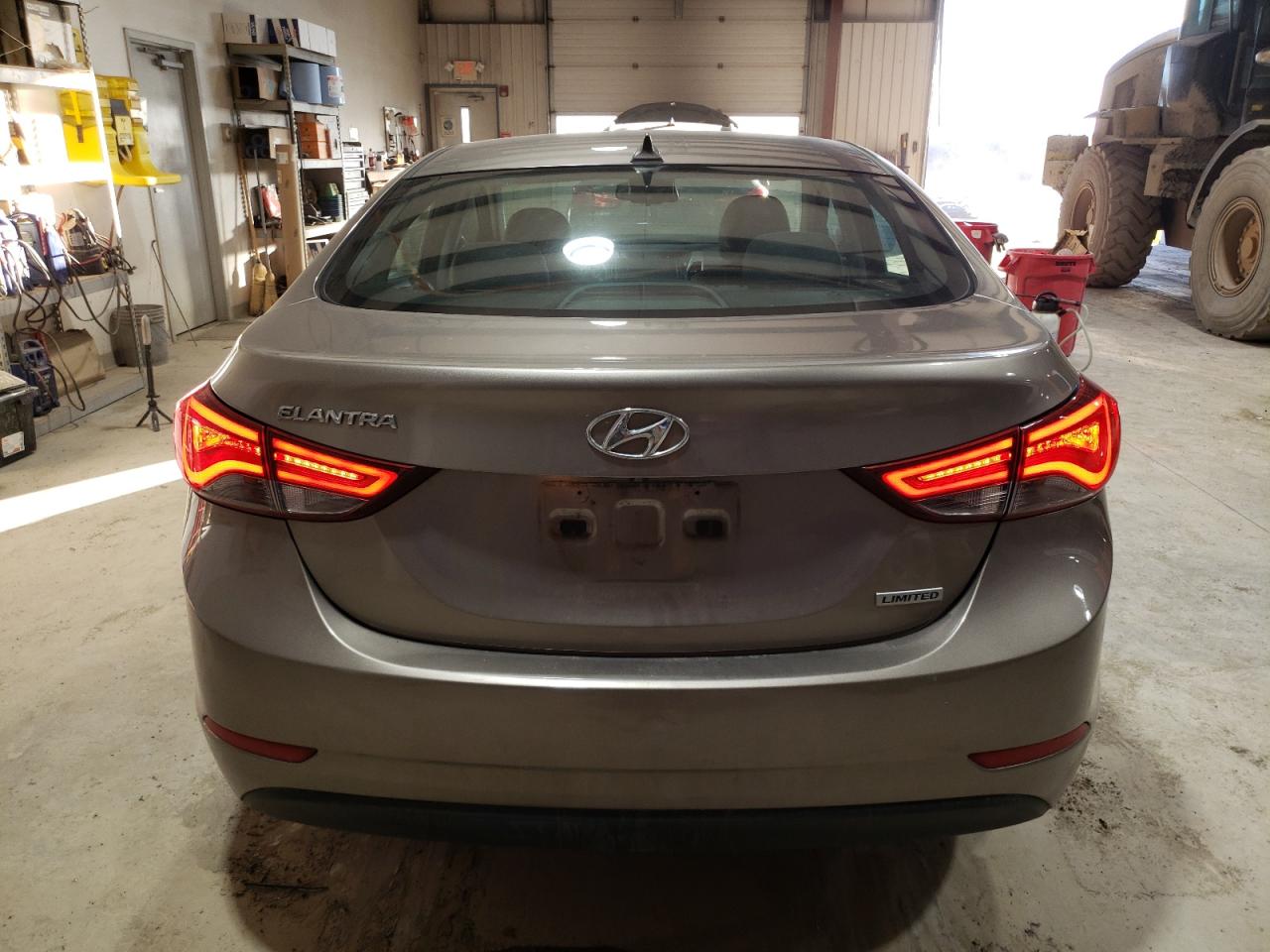 2014 Hyundai Elantra - Image 6