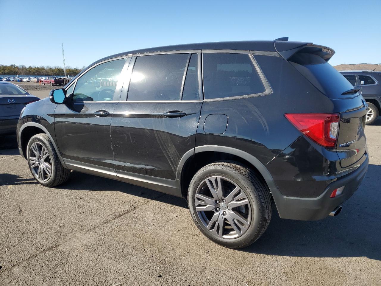2021 Honda Passport - Image 2