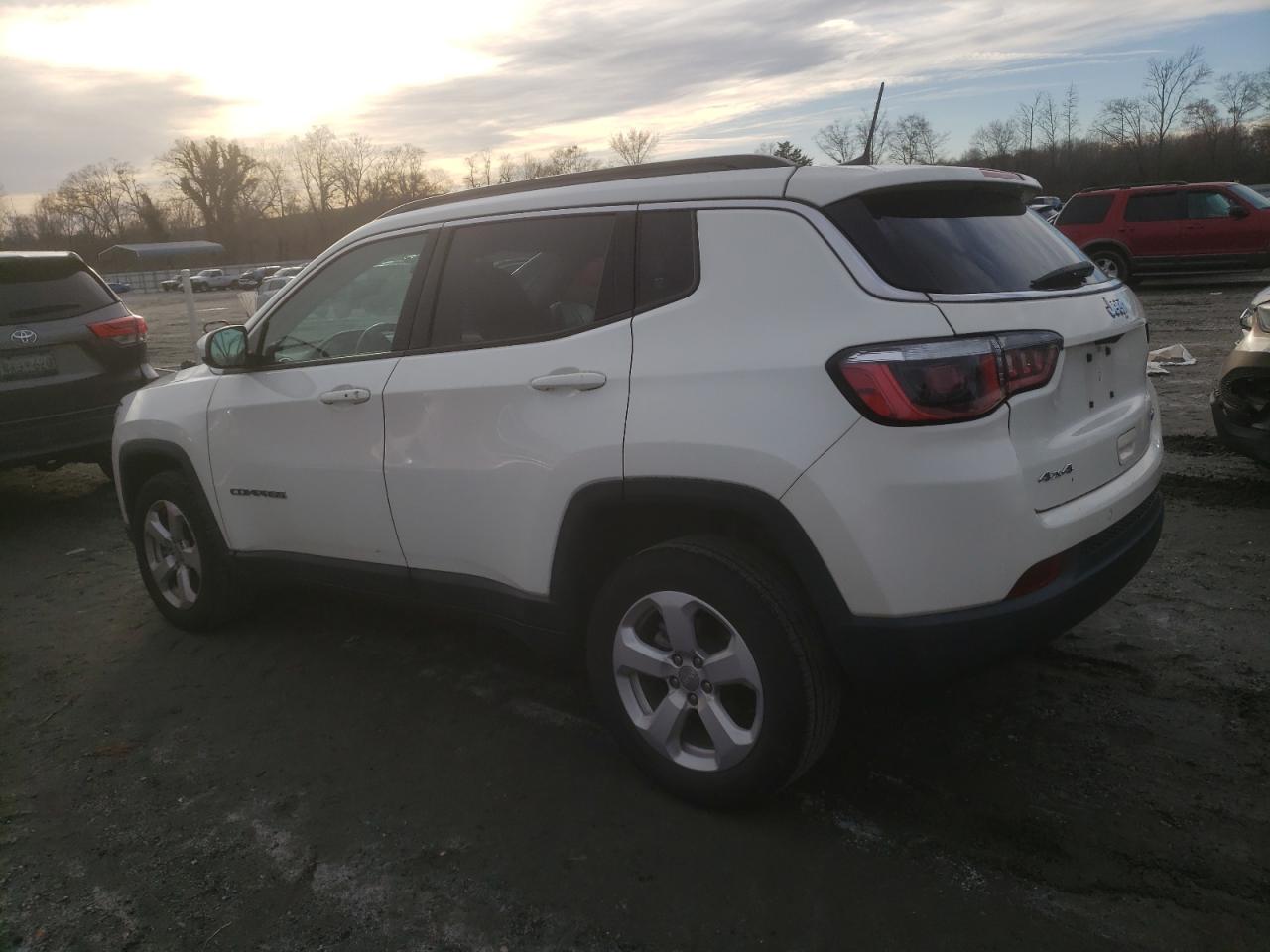 2019 Jeep Compass - Image 2
