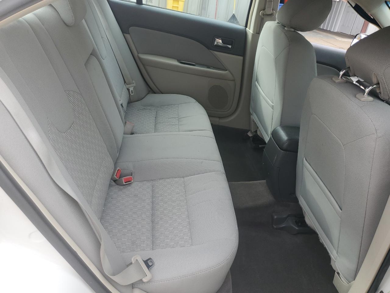 2012 Ford Fusion - Image 10