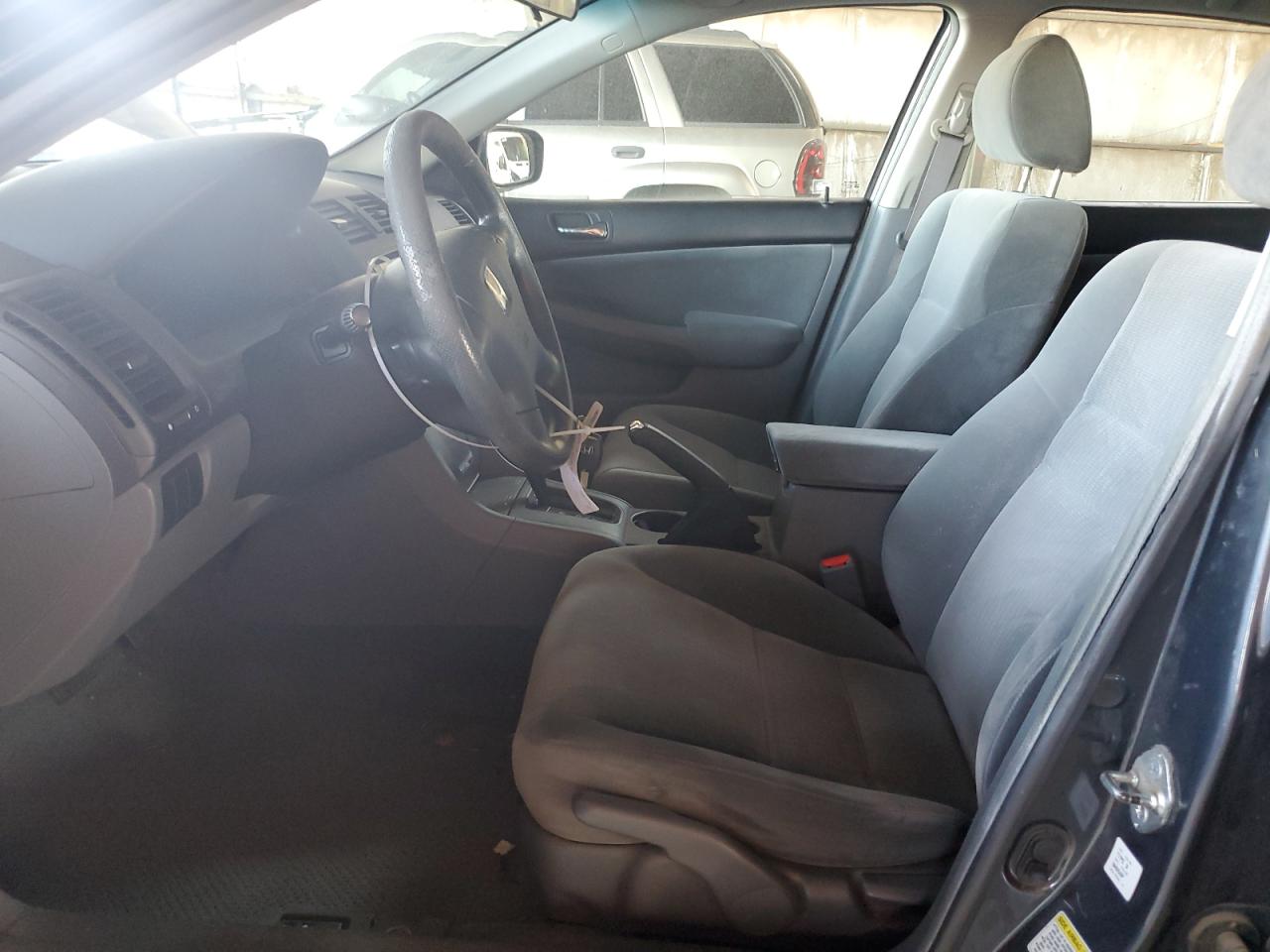 2005 Honda Accord - Image 7