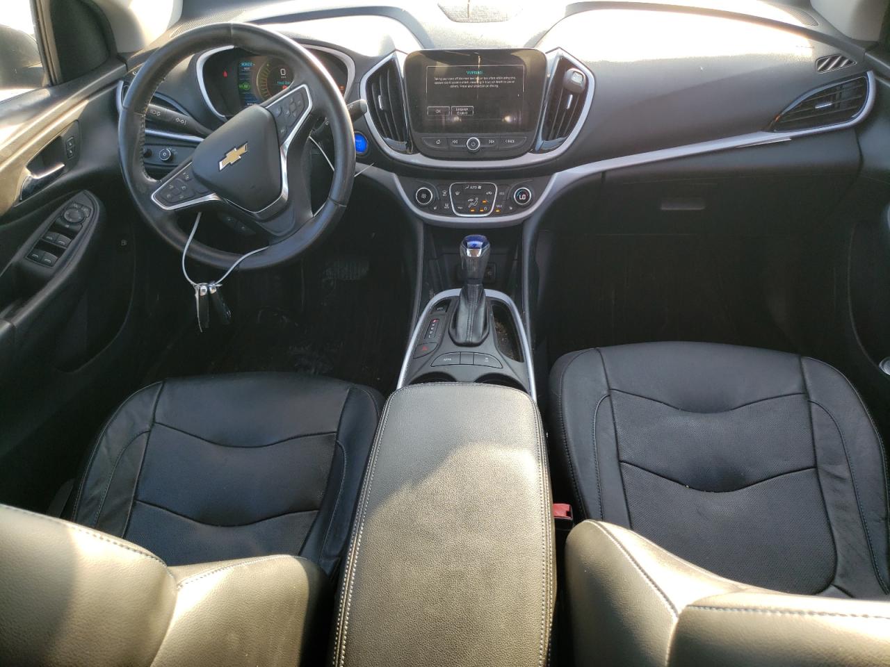 2017 Chevrolet Volt - Image 8