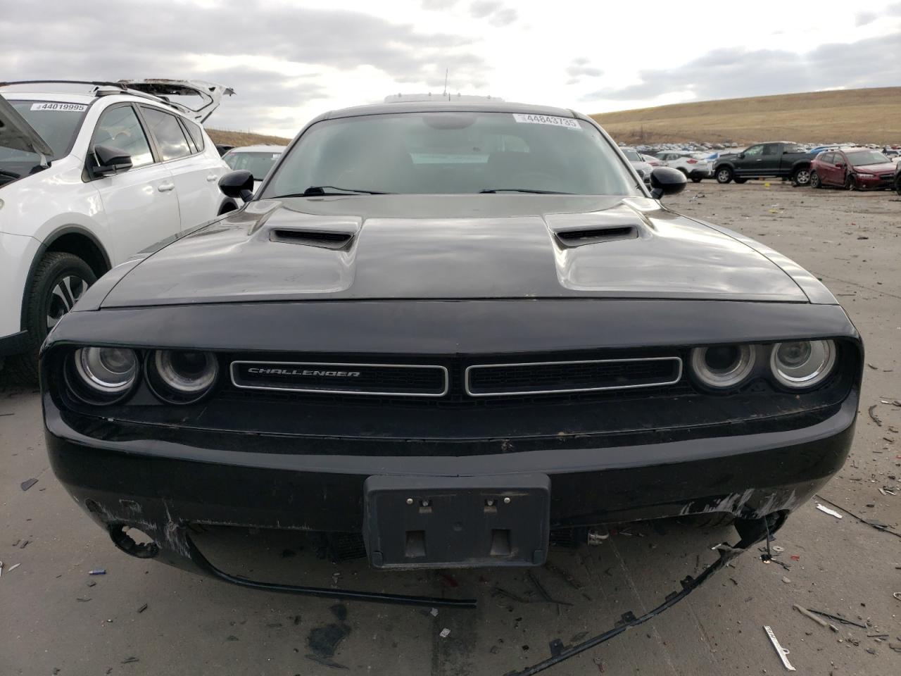 2017 Dodge Challenger - Image 5
