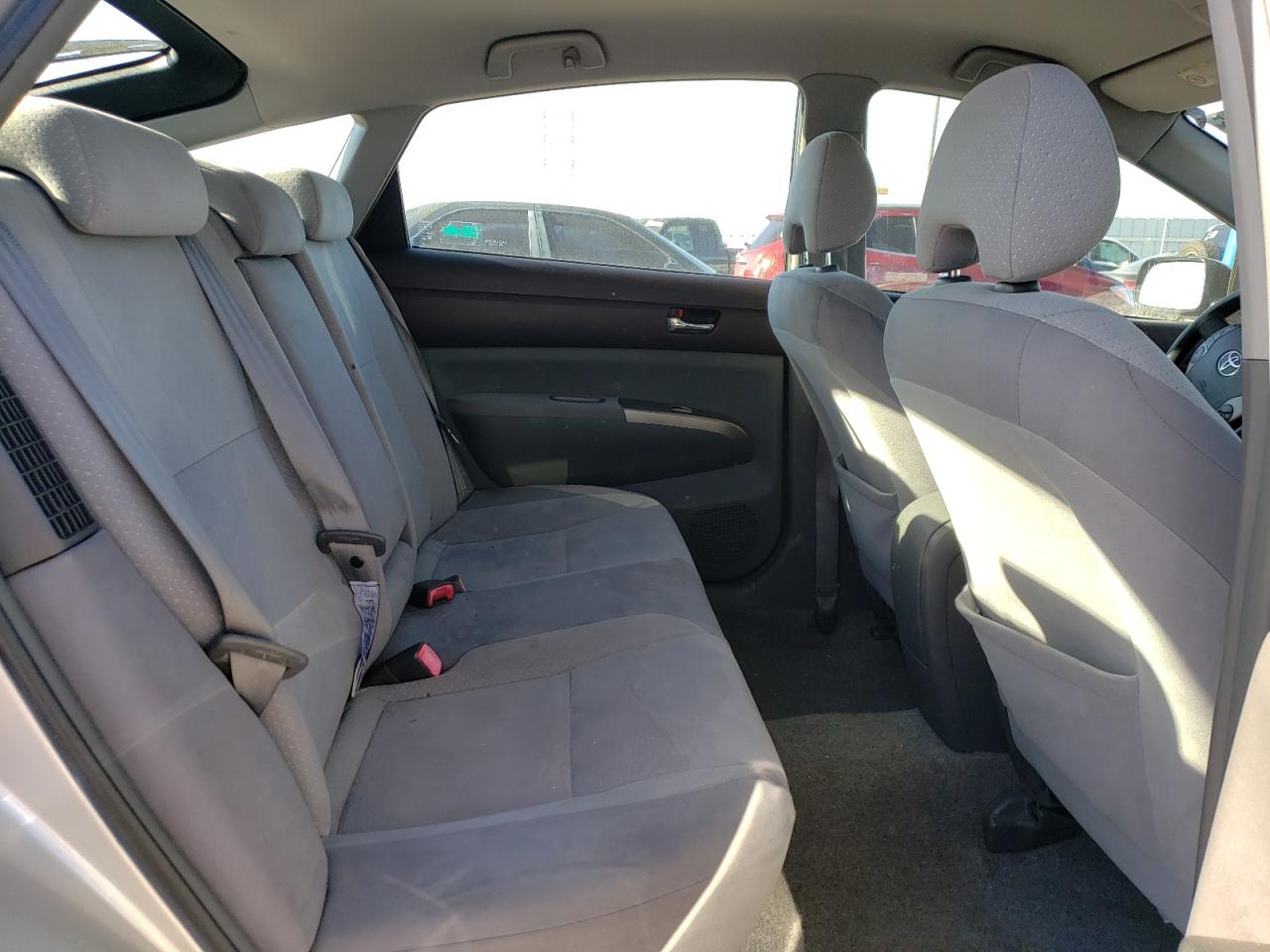 2005 Toyota Prius - Image 10