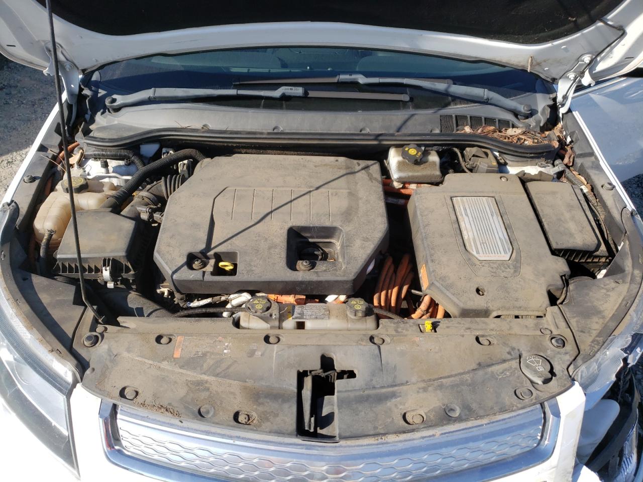 2013 Chevrolet Volt - Image 11