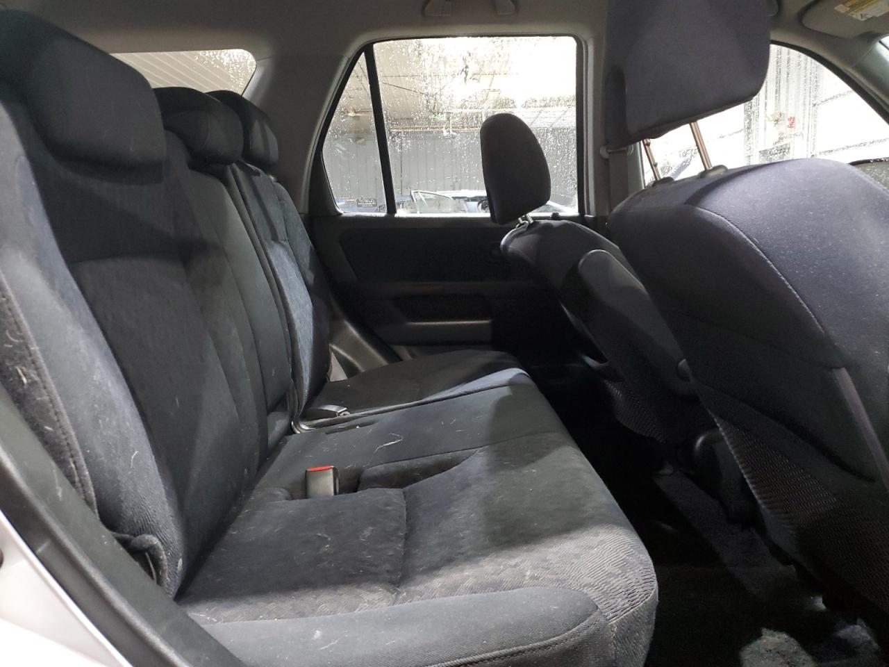2006 Honda CR-V - Image 11