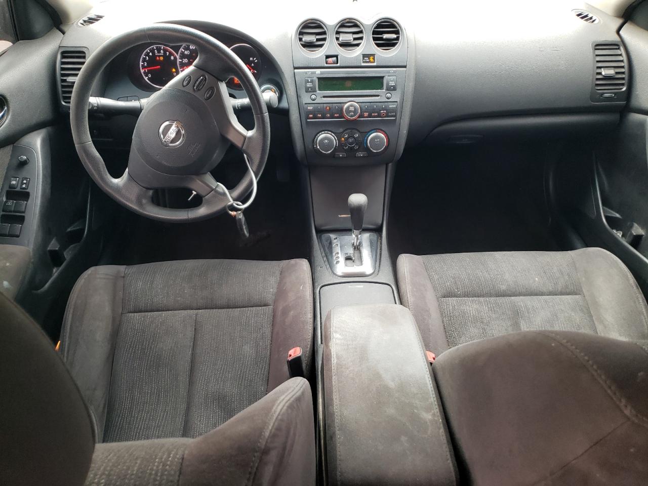 2011 Nissan Altima - Image 8