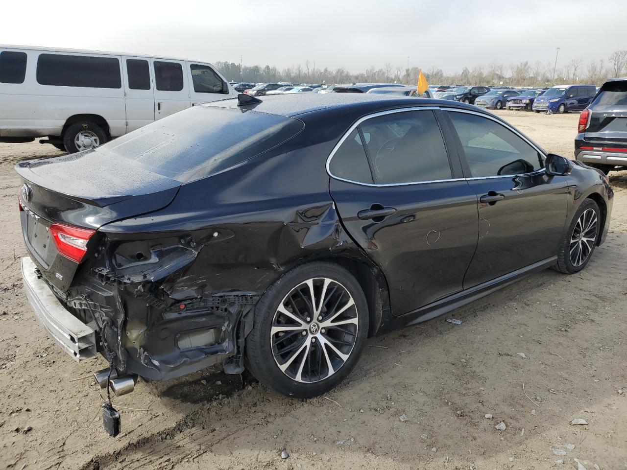 2020 Toyota Camry - Image 3
