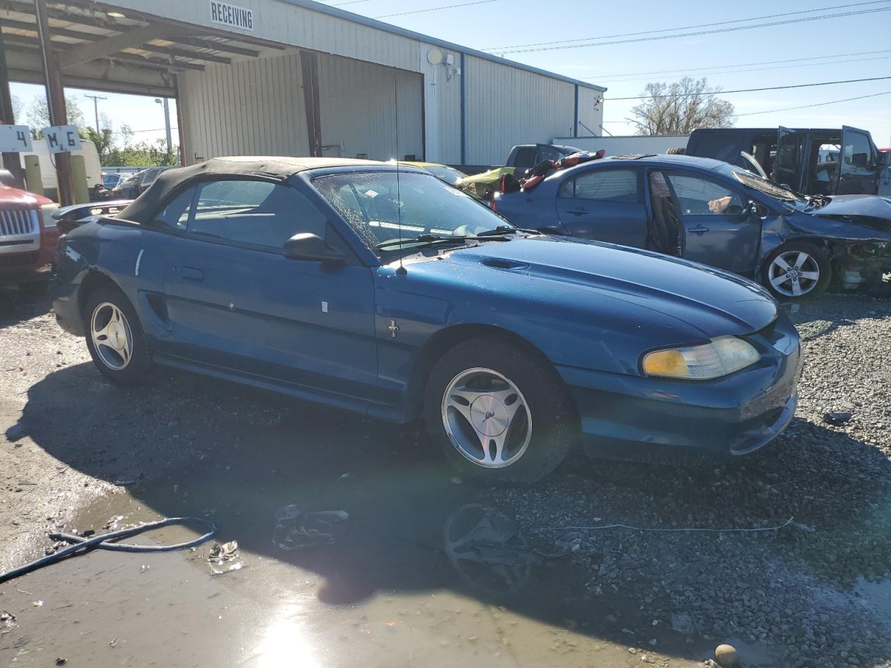 1998 Ford Mustang - Image 4