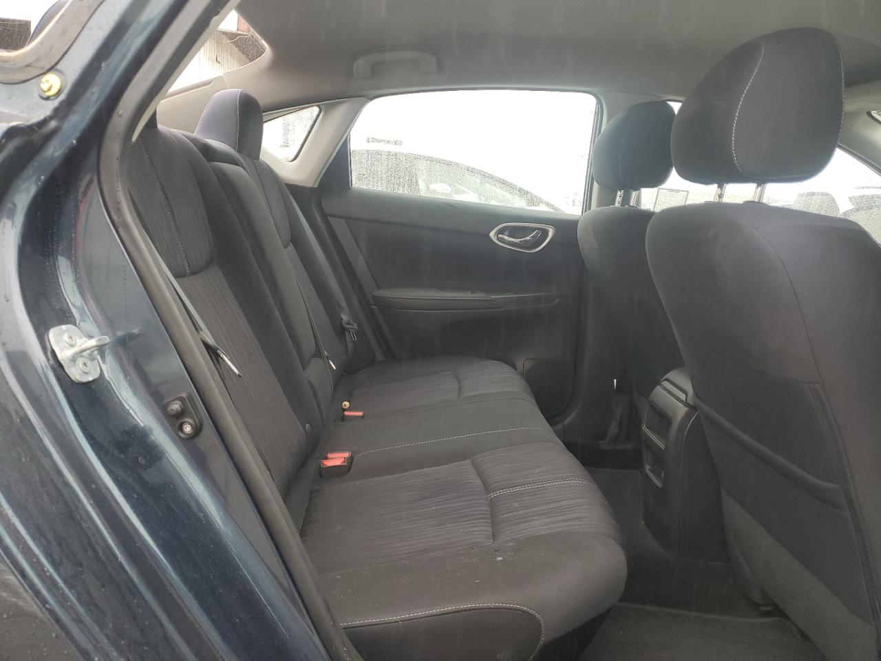 2016 Nissan Sentra - Image 10