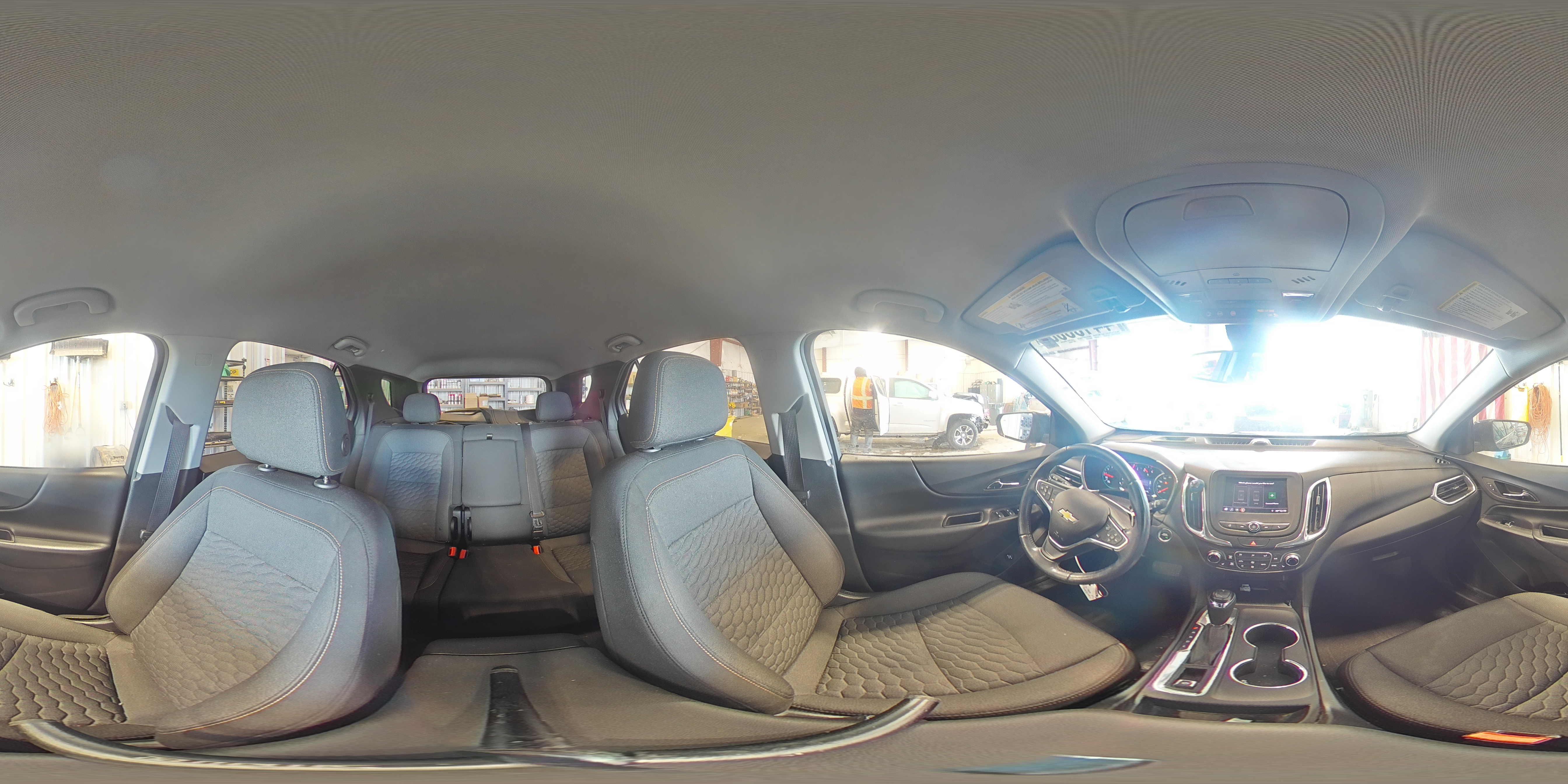 2020 Chevrolet Equinox - Image 14