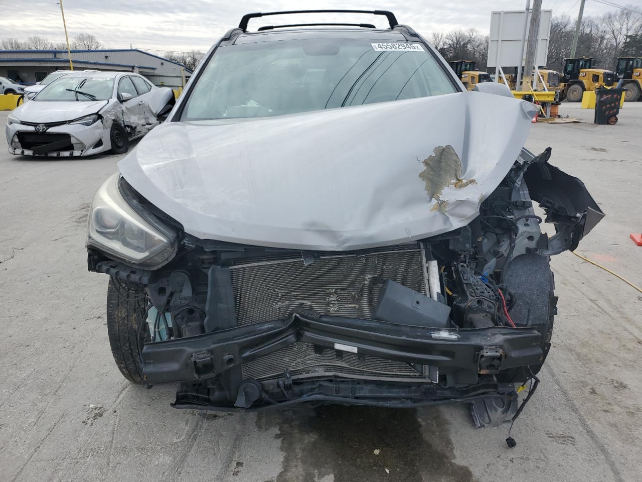 2017 Hyundai Santa Fe - Image 5