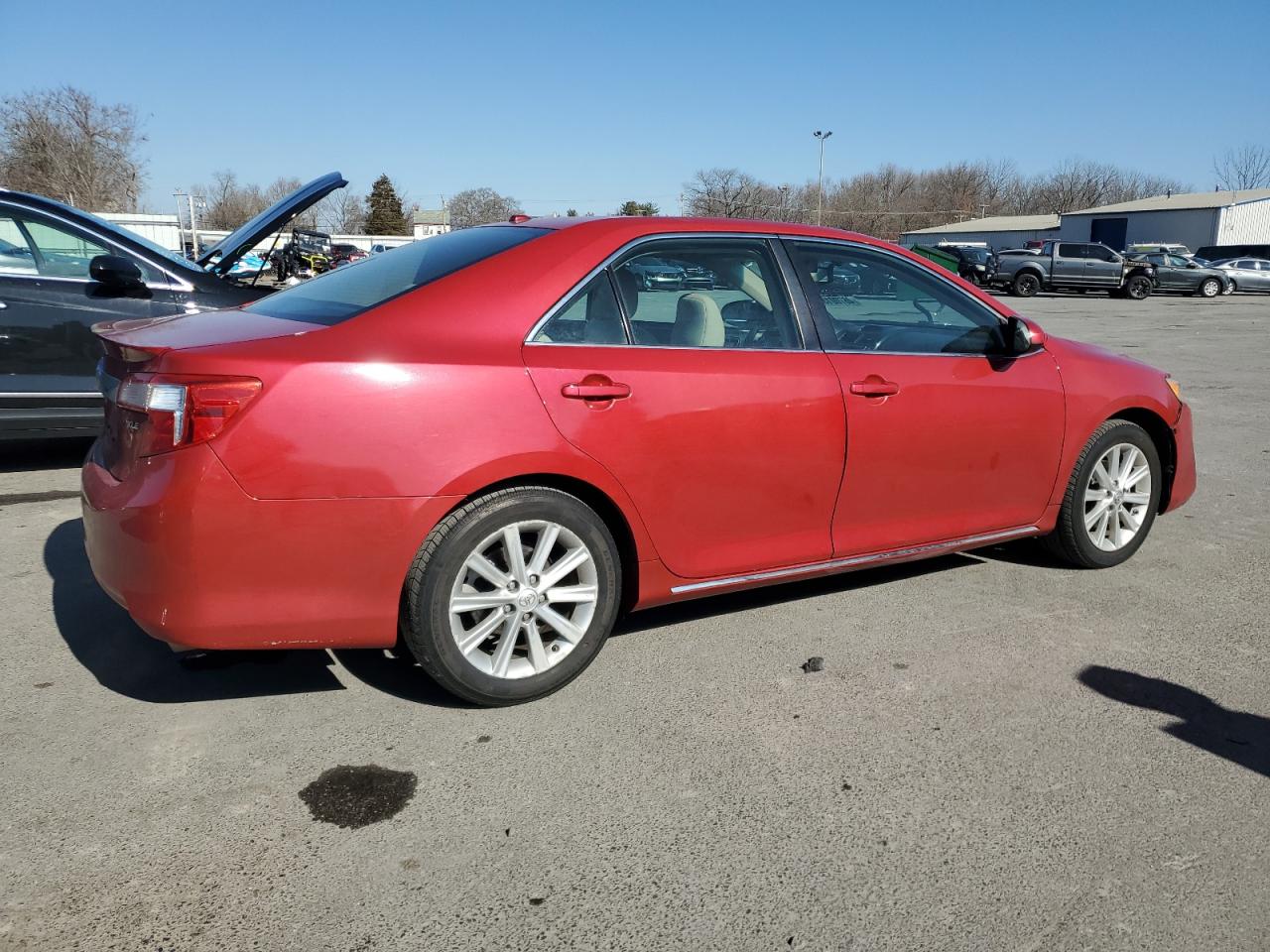 2014 Toyota Camry - Image 3