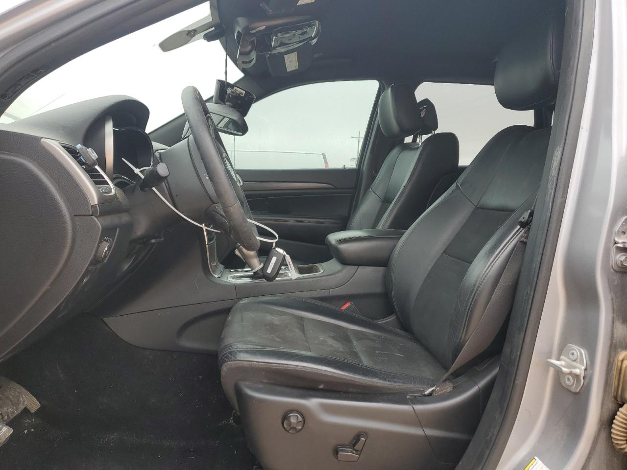2020 Jeep Grand Cherokee - Image 7