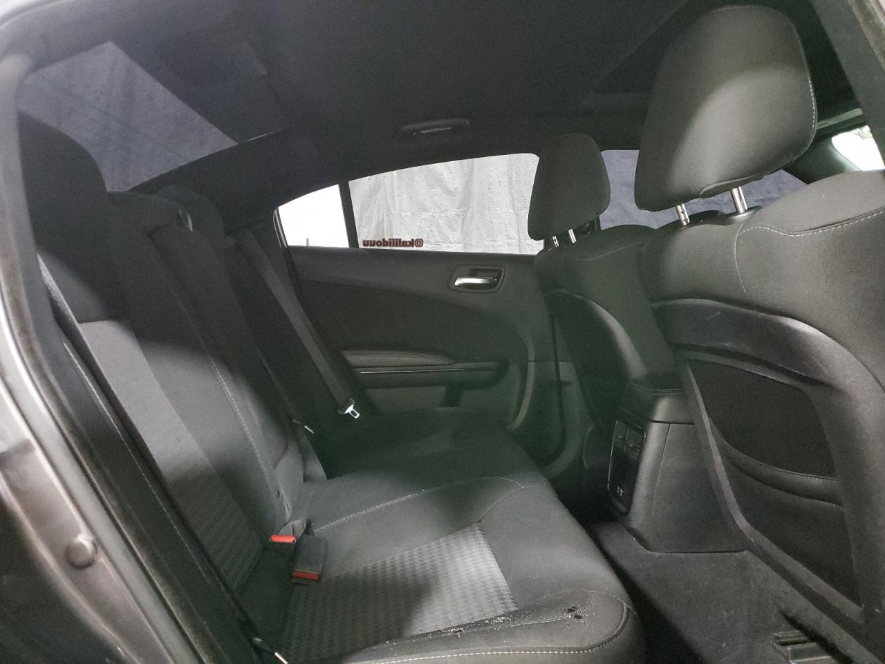 2019 Dodge Charger - Image 10