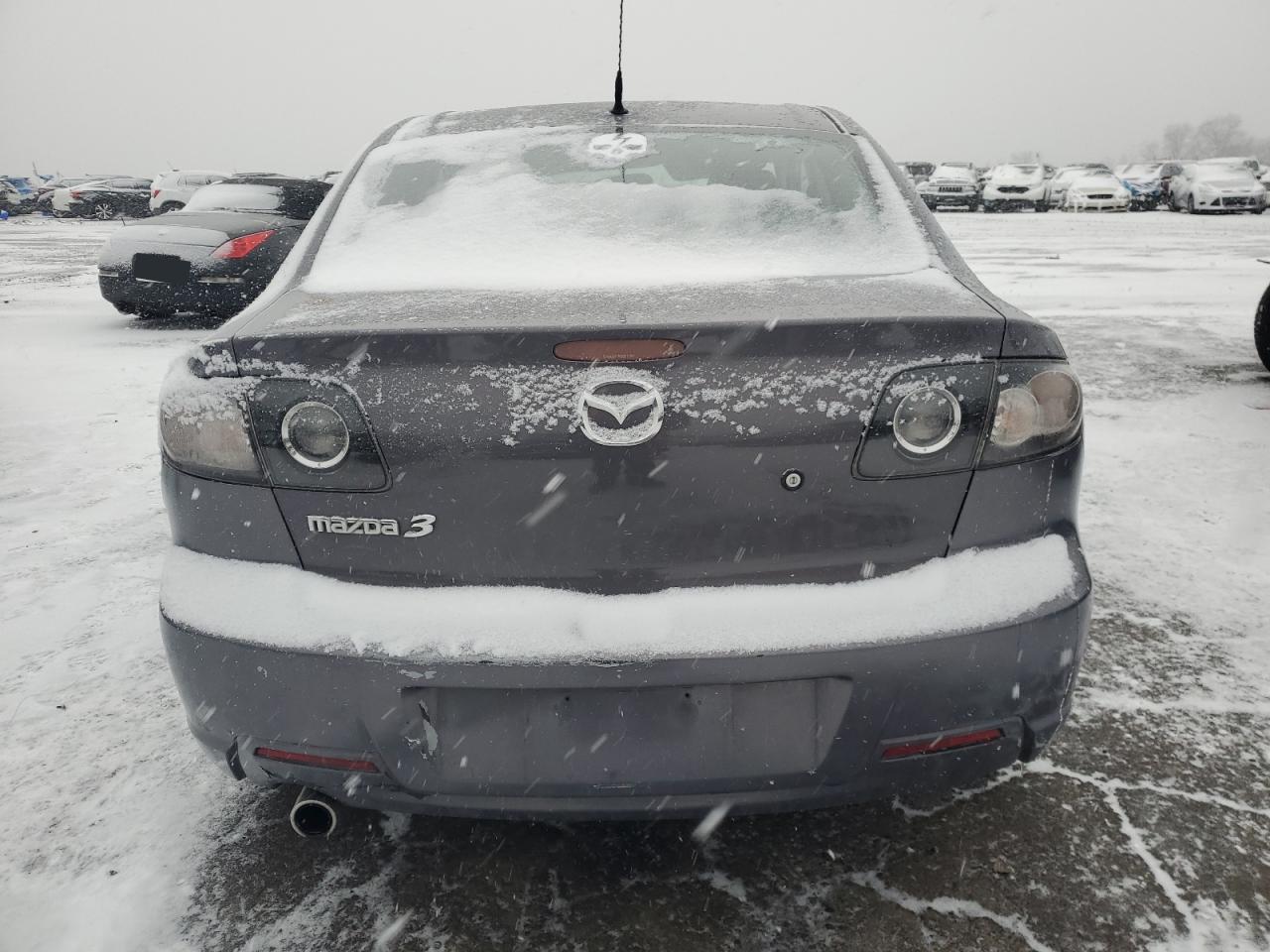 2009 Mazda 3 - Image 6