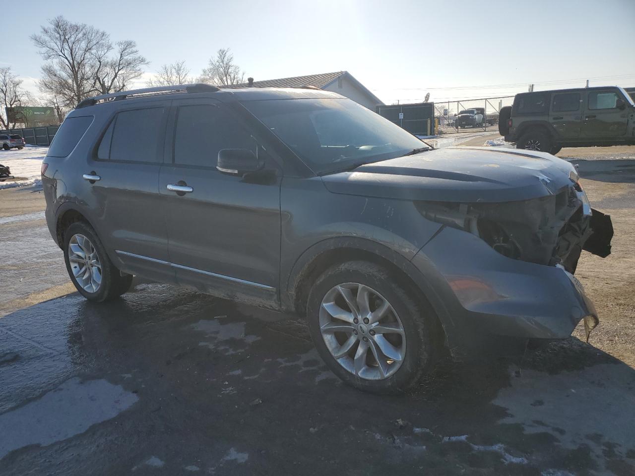 2015 Ford Explorer - Image 4