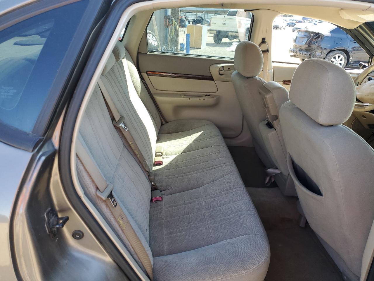 2003 Chevrolet Impala - Image 10