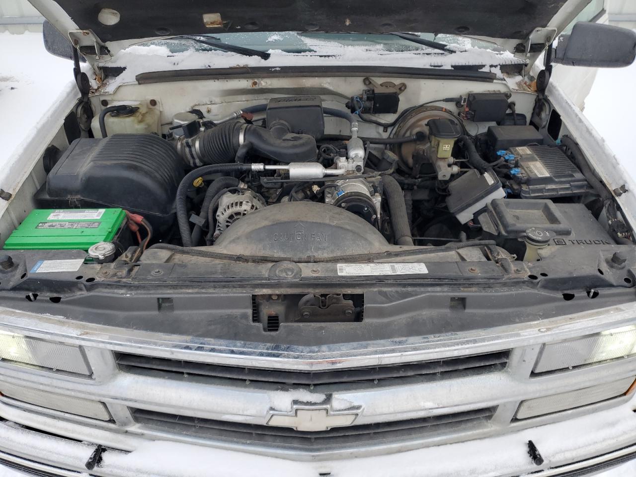 1997 Chevrolet Tahoe - Image 12