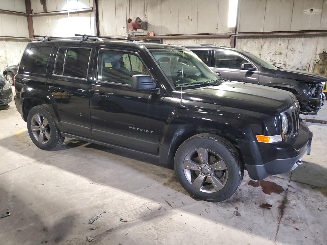 2016 Jeep Liberty (Patriot) - Image 4