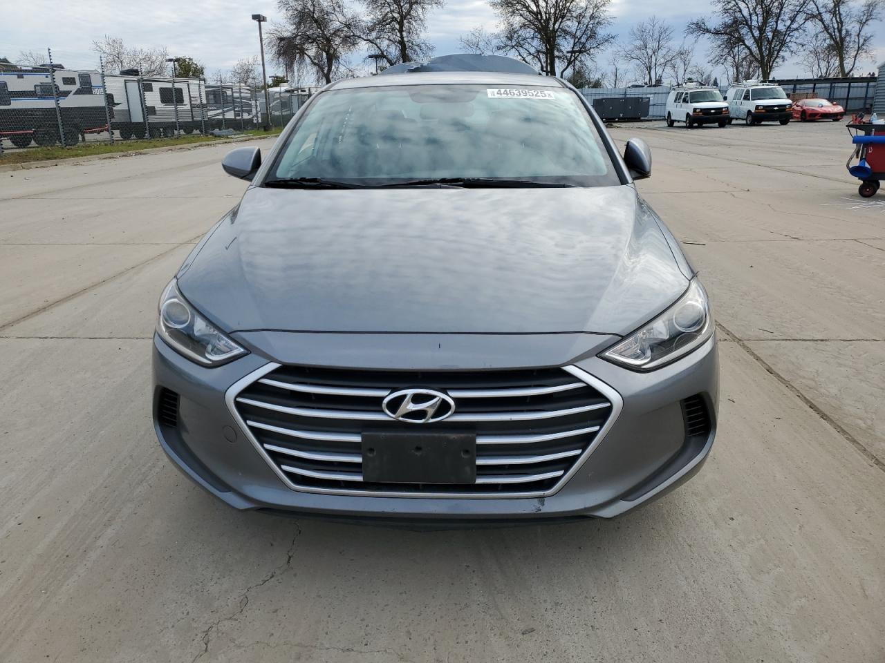 2018 Hyundai Elantra - Image 5